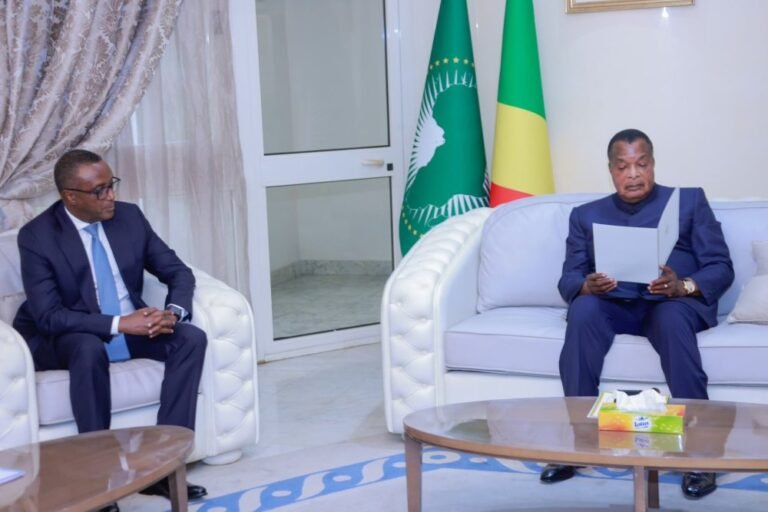 heryf6jxqaak8y8-fdc2d