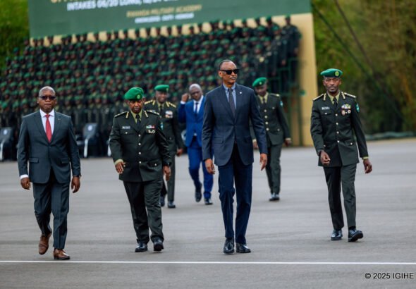 perezida_kagame_yagaragaje_ko_umusirikare_mwiza_akorera_abaturage_mbere_na_mbere-59964