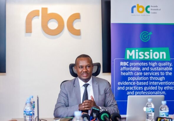 umuyobozi_w_ishami_rishinzwe_indwara_zo_mu_mutwe_muri_rbc_dr_darius_gishoma_yasobanuye_ko_umuntu_urize_wese_atari_ko_aba_afite_ihungabana_ariko_nawe_agomba_kwitabwaho-71dfa