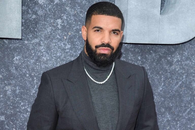 drake-1474b3e79fae463c9e58a7bda27f23a9